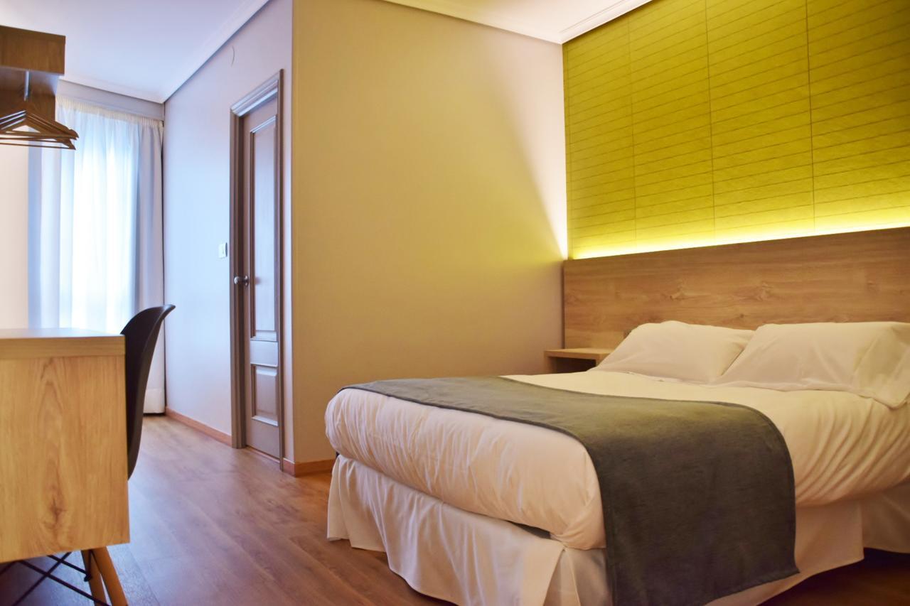 Hospedium Hotel La Marina Costa Da Morte Cee Ngoại thất bức ảnh
