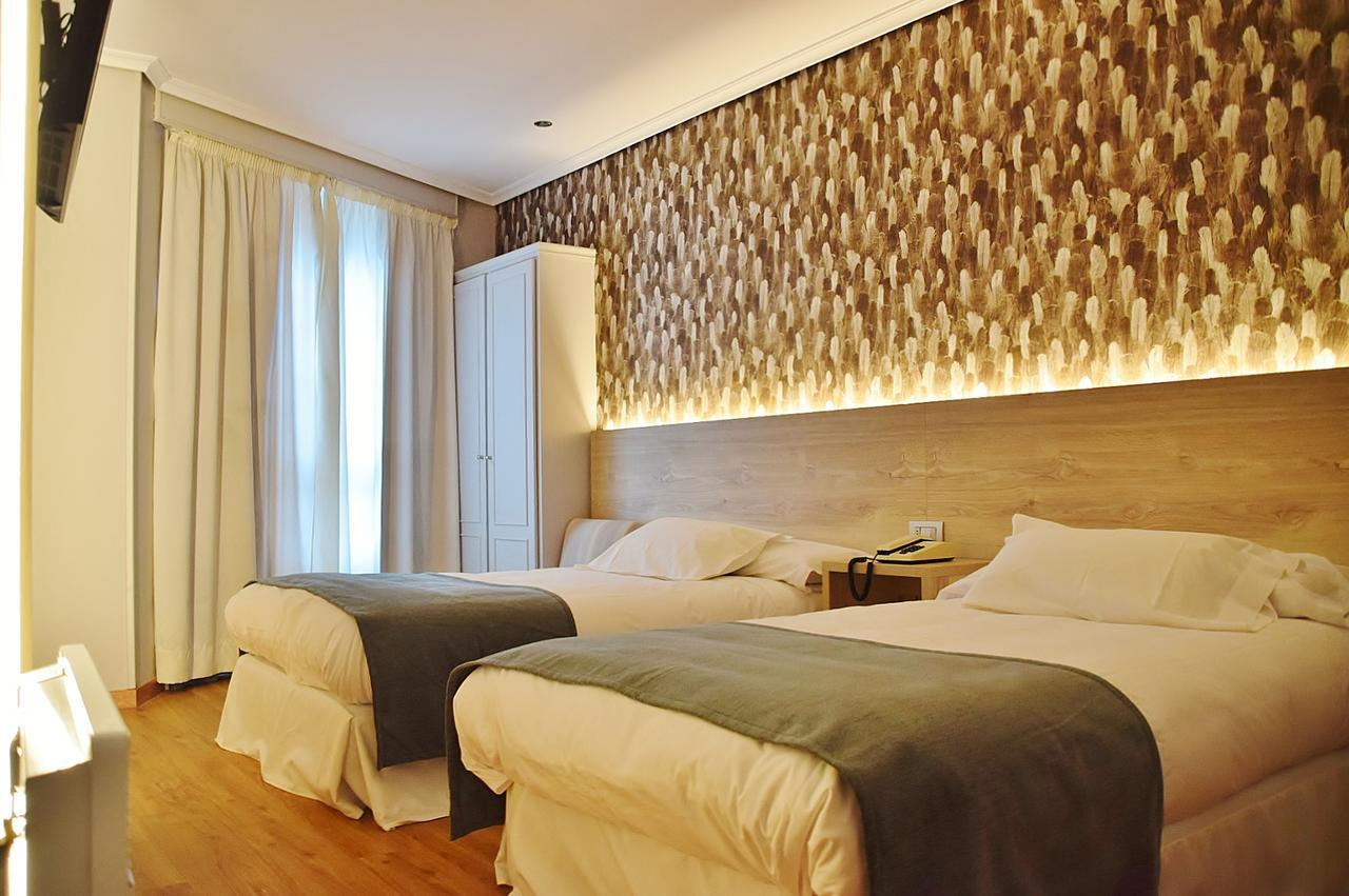 Hospedium Hotel La Marina Costa Da Morte Cee Ngoại thất bức ảnh