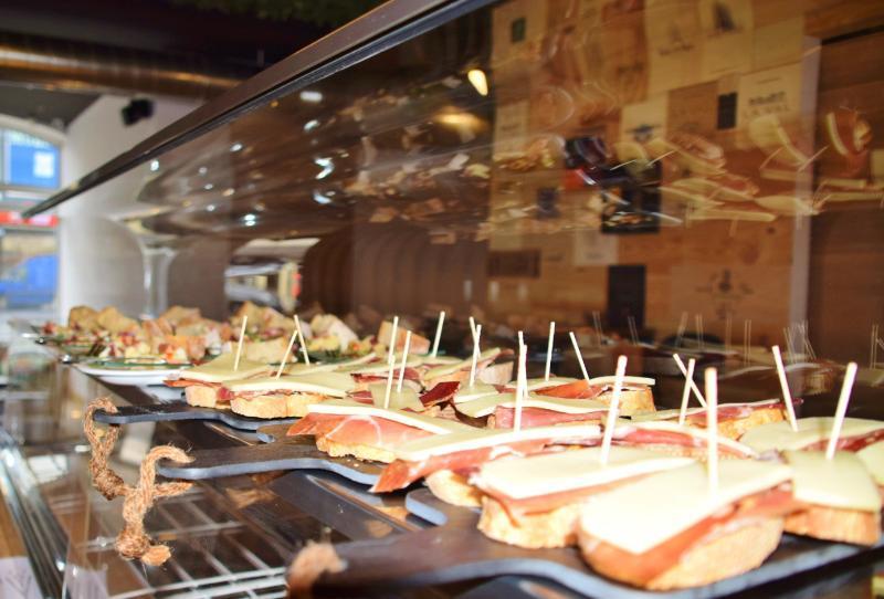Hospedium Hotel La Marina Costa Da Morte Cee Ngoại thất bức ảnh