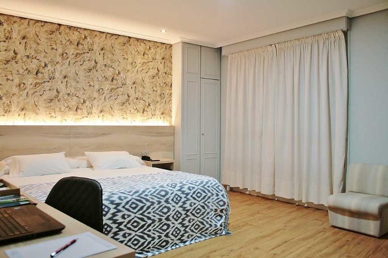 Hospedium Hotel La Marina Costa Da Morte Cee Ngoại thất bức ảnh