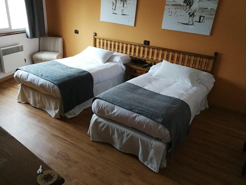 Hospedium Hotel La Marina Costa Da Morte Cee Ngoại thất bức ảnh